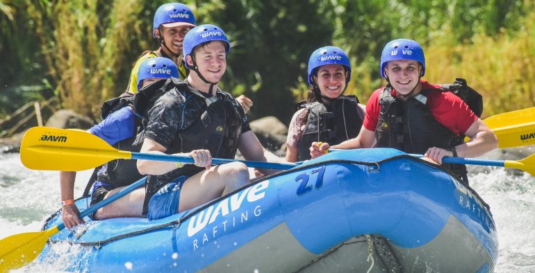 White Water Rafting in Costa Rica: The Ultimate Adventure Guide